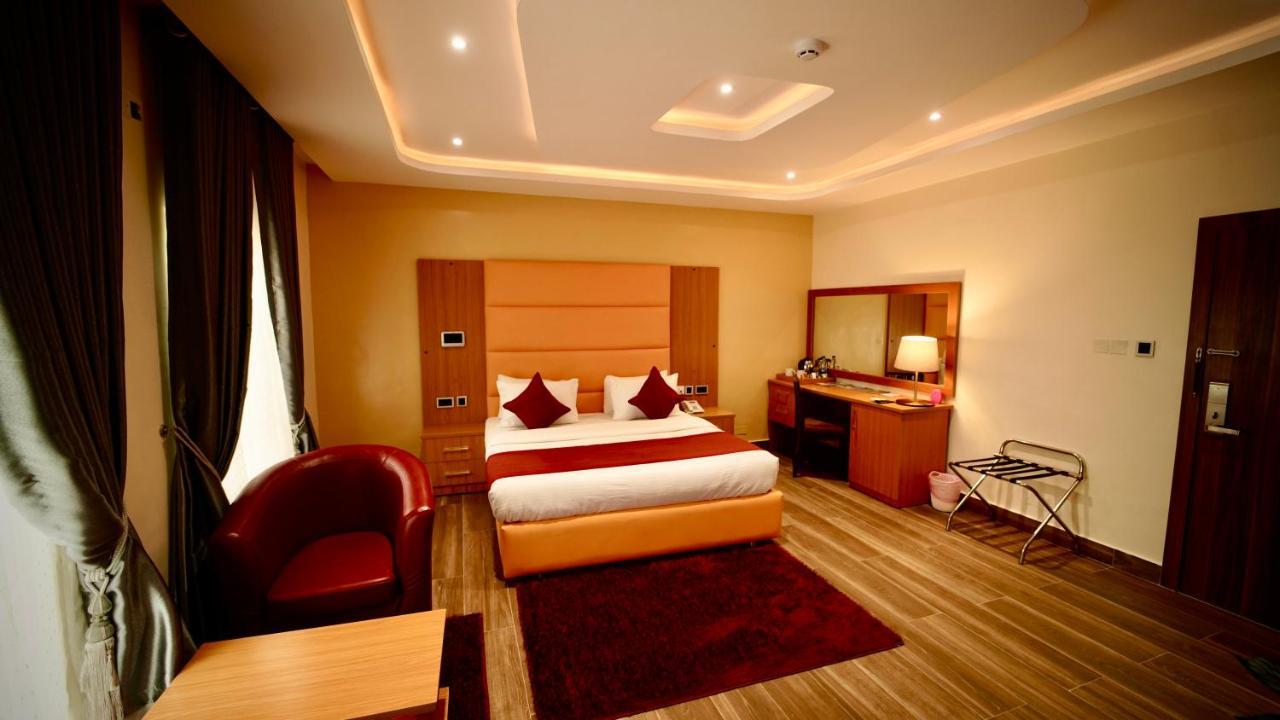 Watercress Hotels And Event Ikeja Exterior foto